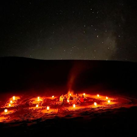 Готель Gambi Camp Adrouine Екстер'єр фото