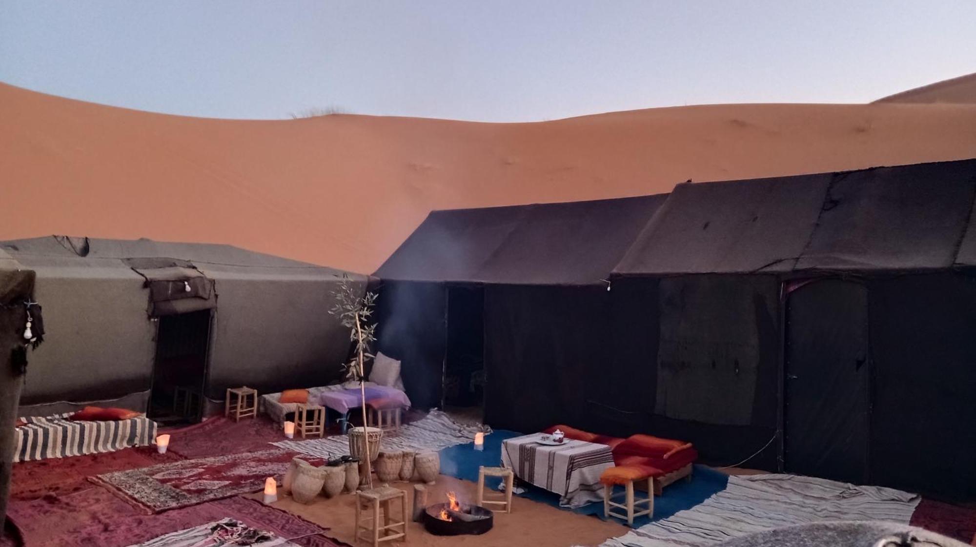 Готель Gambi Camp Adrouine Екстер'єр фото