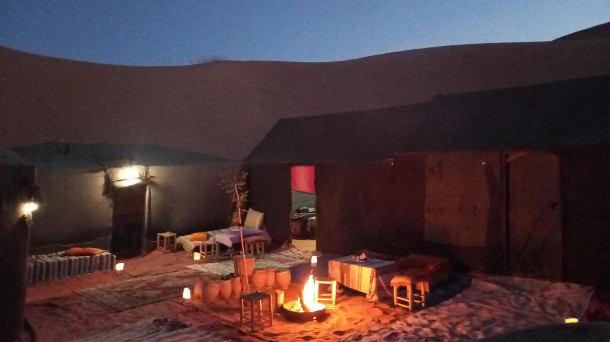 Готель Gambi Camp Adrouine Екстер'єр фото