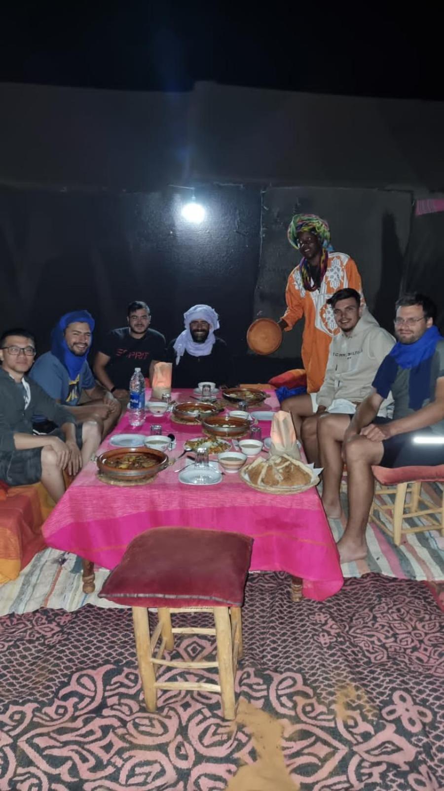 Готель Gambi Camp Adrouine Екстер'єр фото