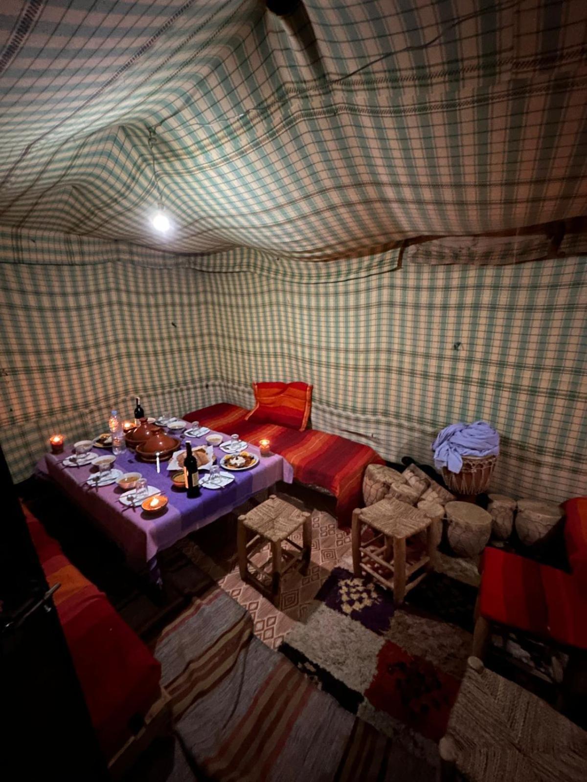 Готель Gambi Camp Adrouine Екстер'єр фото